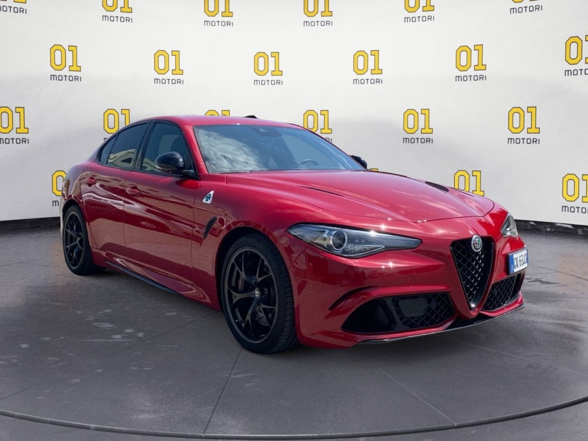 Alfa Romeo Giulia 2.9 T V6 AT8 Quadrifoglio (7)