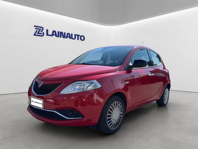 Lancia Ypsilon 1.2 69 CV 5 porte Silver usata