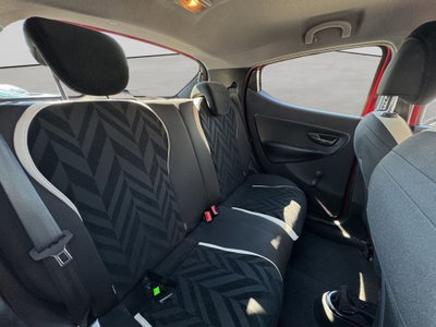 Lancia Ypsilon 1.2 69 CV 5 porte Silver (20)