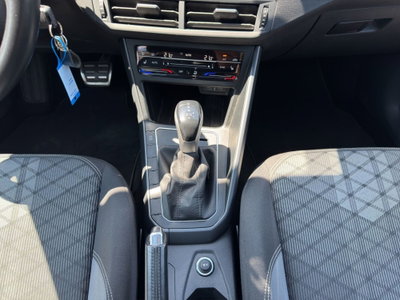 Volkswagen Taigo 1.5 tsi R-Line 150cv dsg (16)