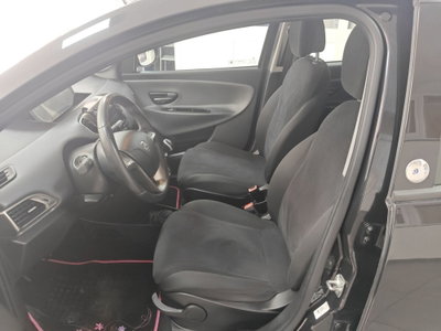 Lancia Ypsilon 1.2 69 CV 5 porte GPL Ecochic Gold (12)