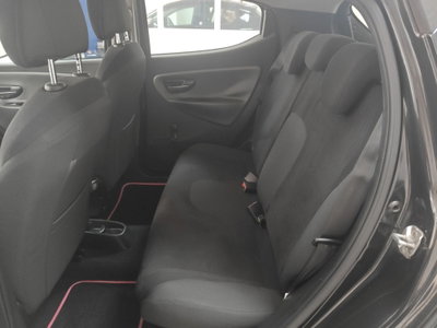 Lancia Ypsilon 1.2 69 CV 5 porte GPL Ecochic Gold (13)