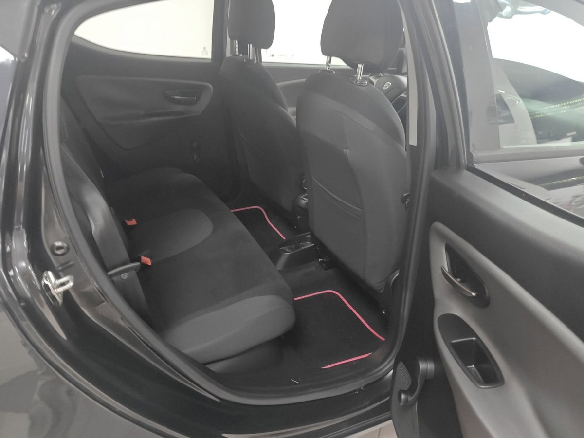 Lancia Ypsilon 1.2 69 CV 5 porte GPL Ecochic Gold (20)