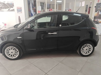 Lancia Ypsilon 1.2 69 CV 5 porte GPL Ecochic Gold (4)
