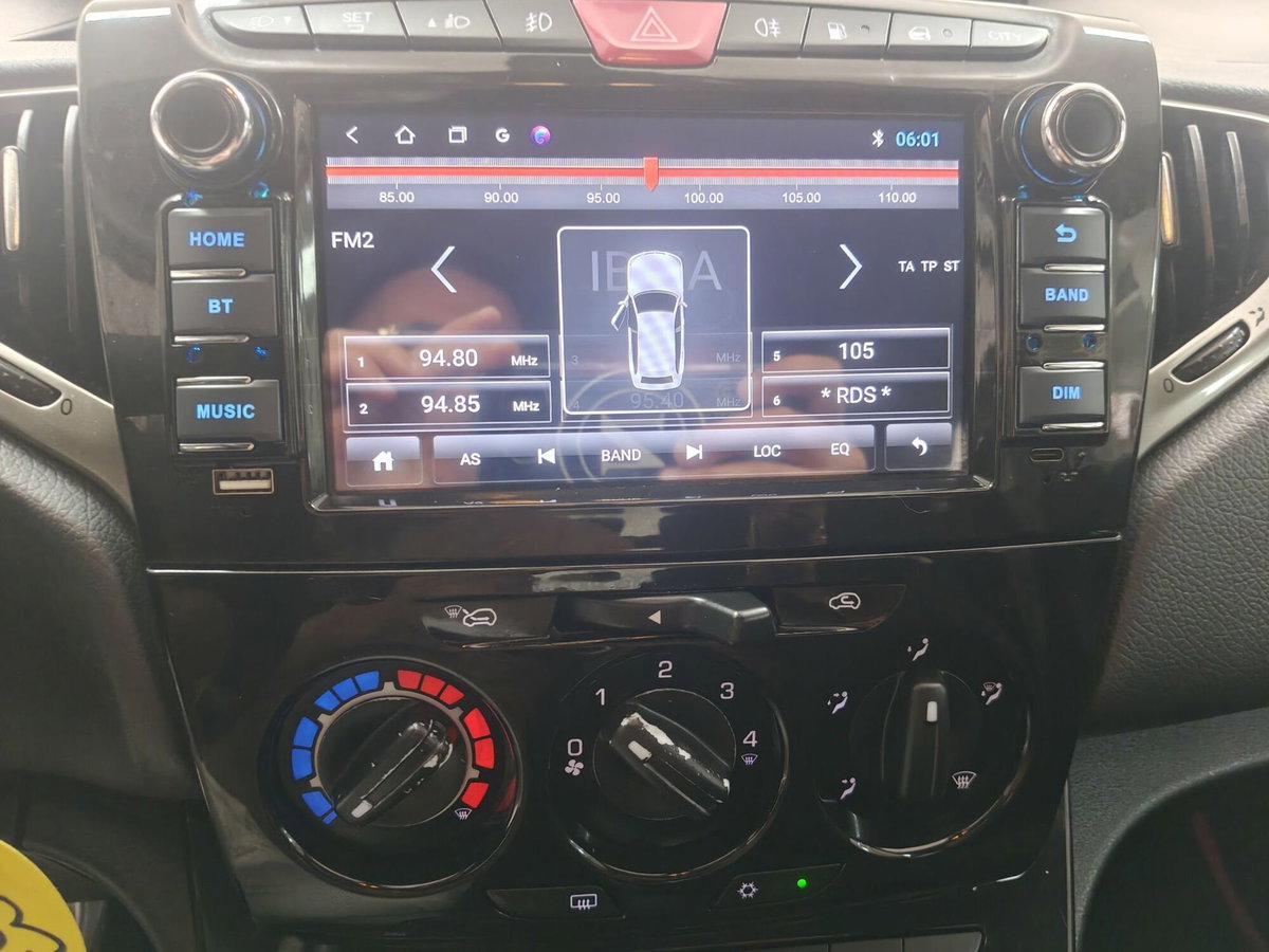 Lancia Ypsilon 1.2 69 CV 5 porte GPL Ecochic Gold (6)