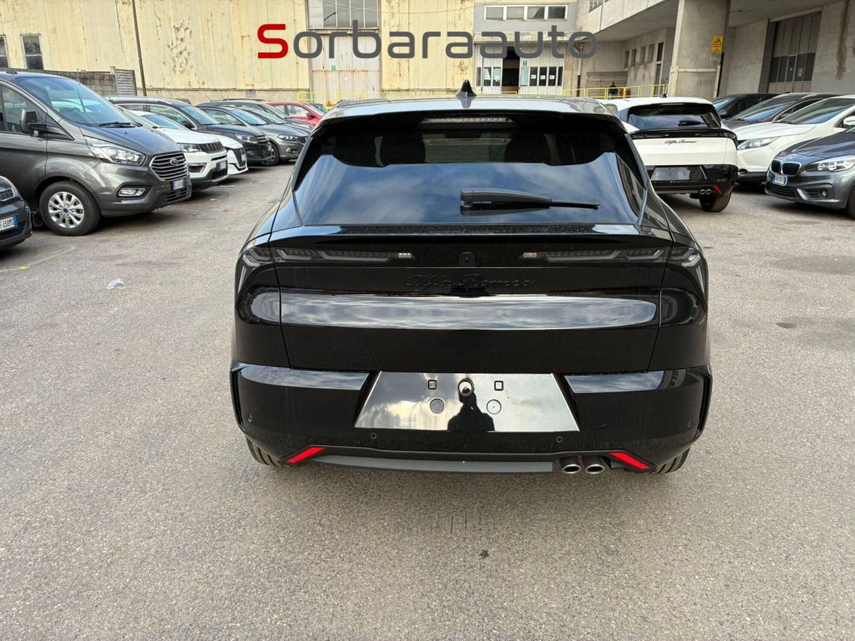 Alfa Romeo Junior 1.2 ibrida 145cv edct6 (4)
