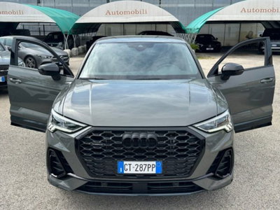Audi Q3 Sportback 40 2.0 tdi Identity Black quattro 193cv s-tronic (9)