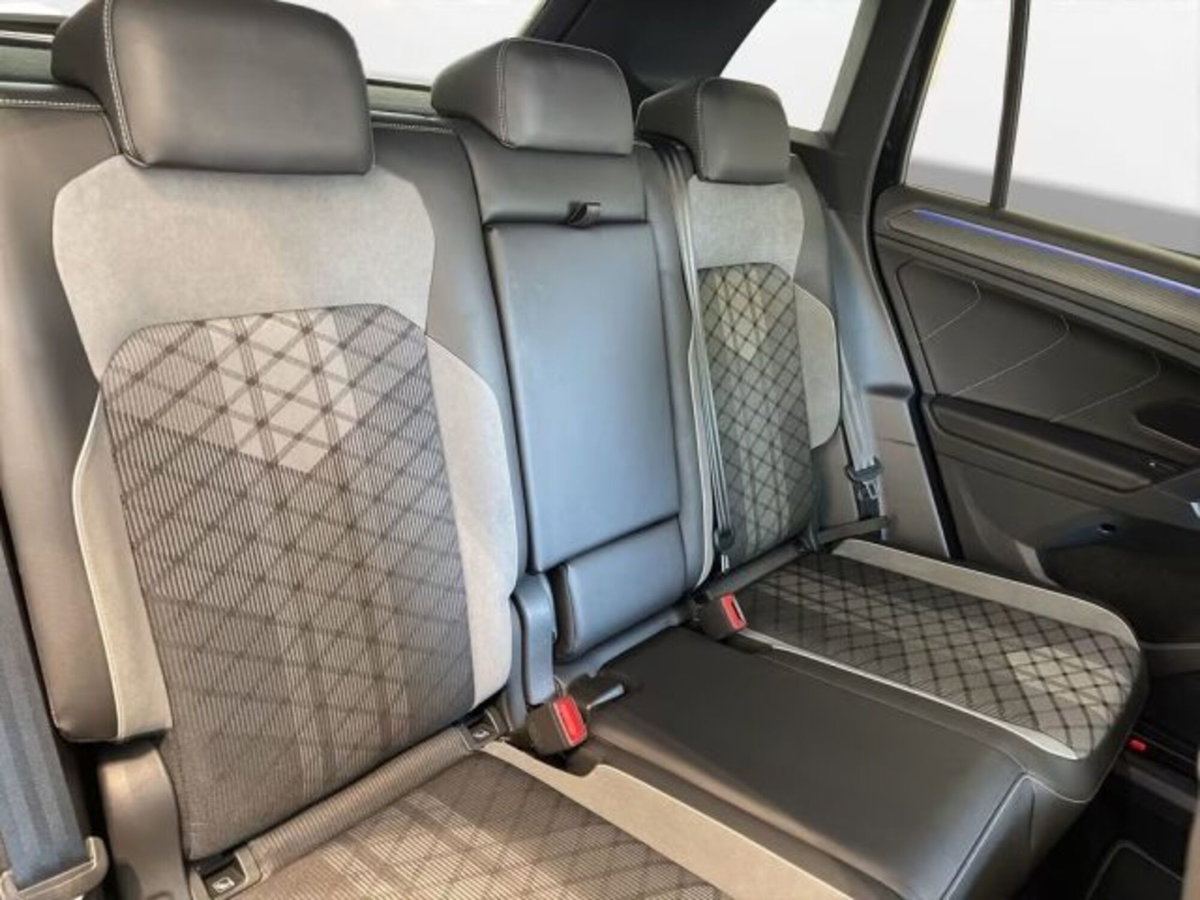 Volkswagen Tiguan 1.4 TSI eHYBRID DSG R-Line (16)