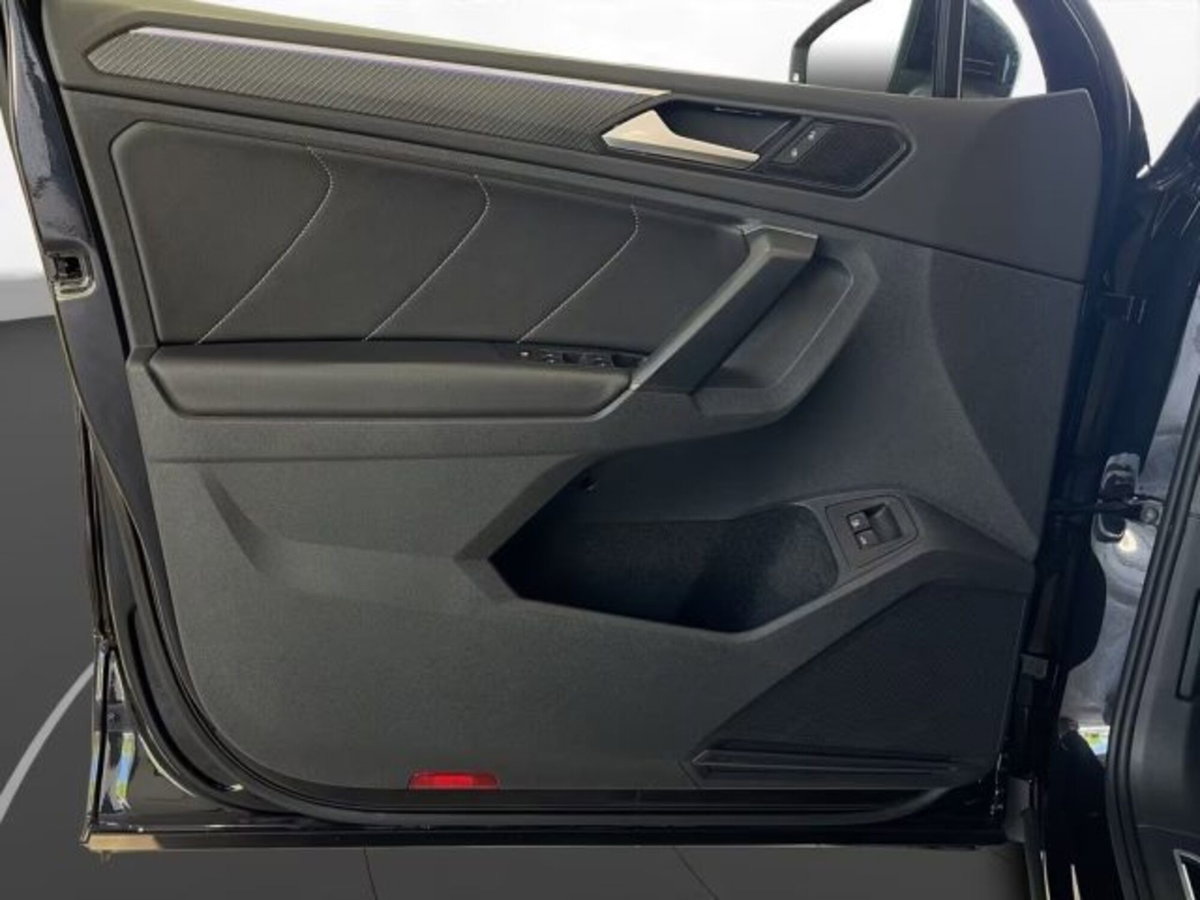 Volkswagen Tiguan 1.4 TSI eHYBRID DSG R-Line (8)