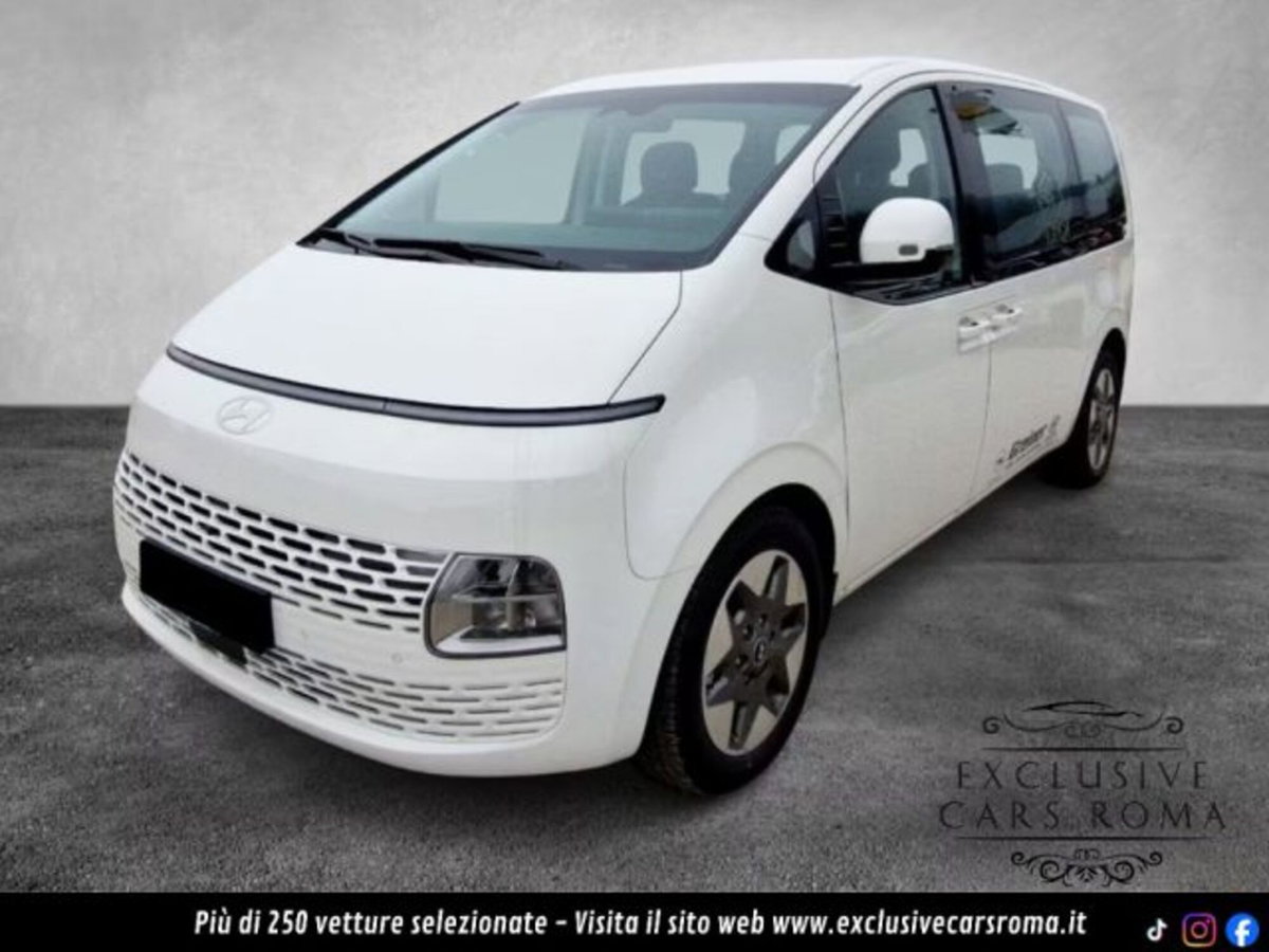 Hyundai Staria 1.6 hev 2wd auto