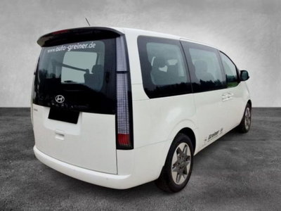 Hyundai Staria 1.6 hev 2wd auto (5)