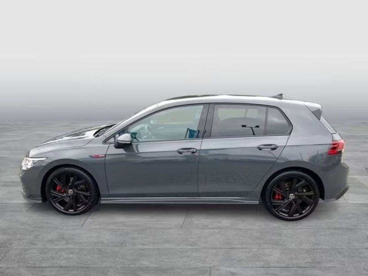 Volkswagen Golf 2.0 TSI GTI DSG (2)