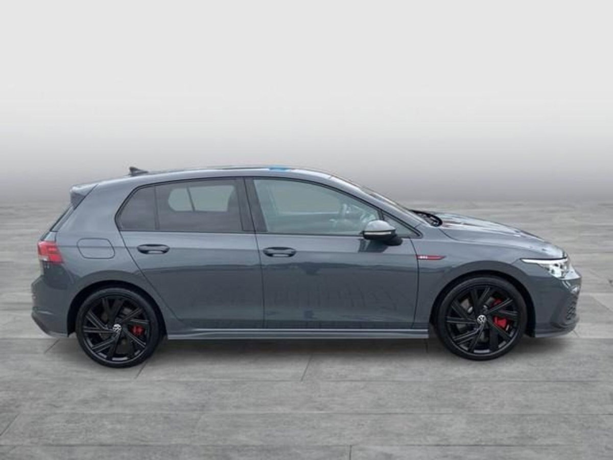 Volkswagen Golf 2.0 TSI GTI DSG (5)