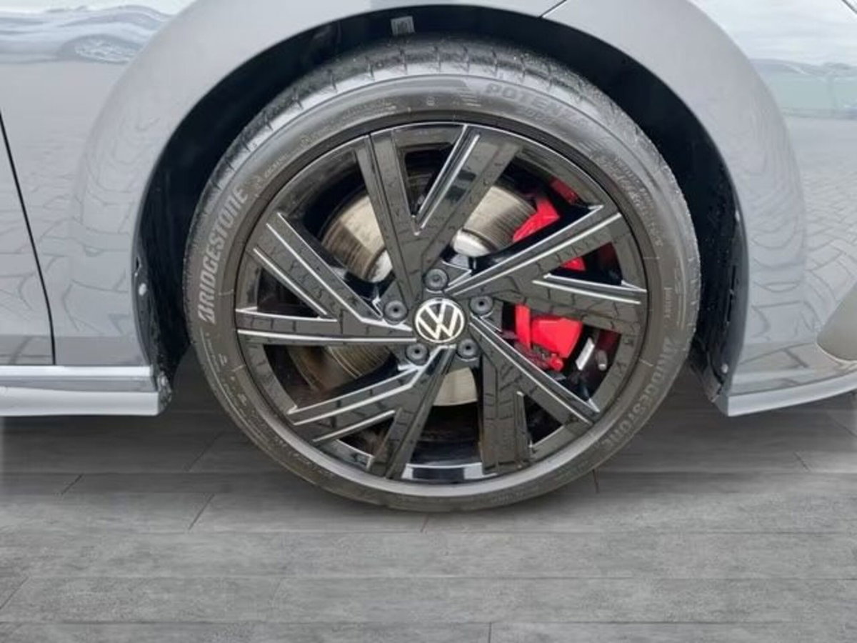 Volkswagen Golf 2.0 TSI GTI DSG (6)