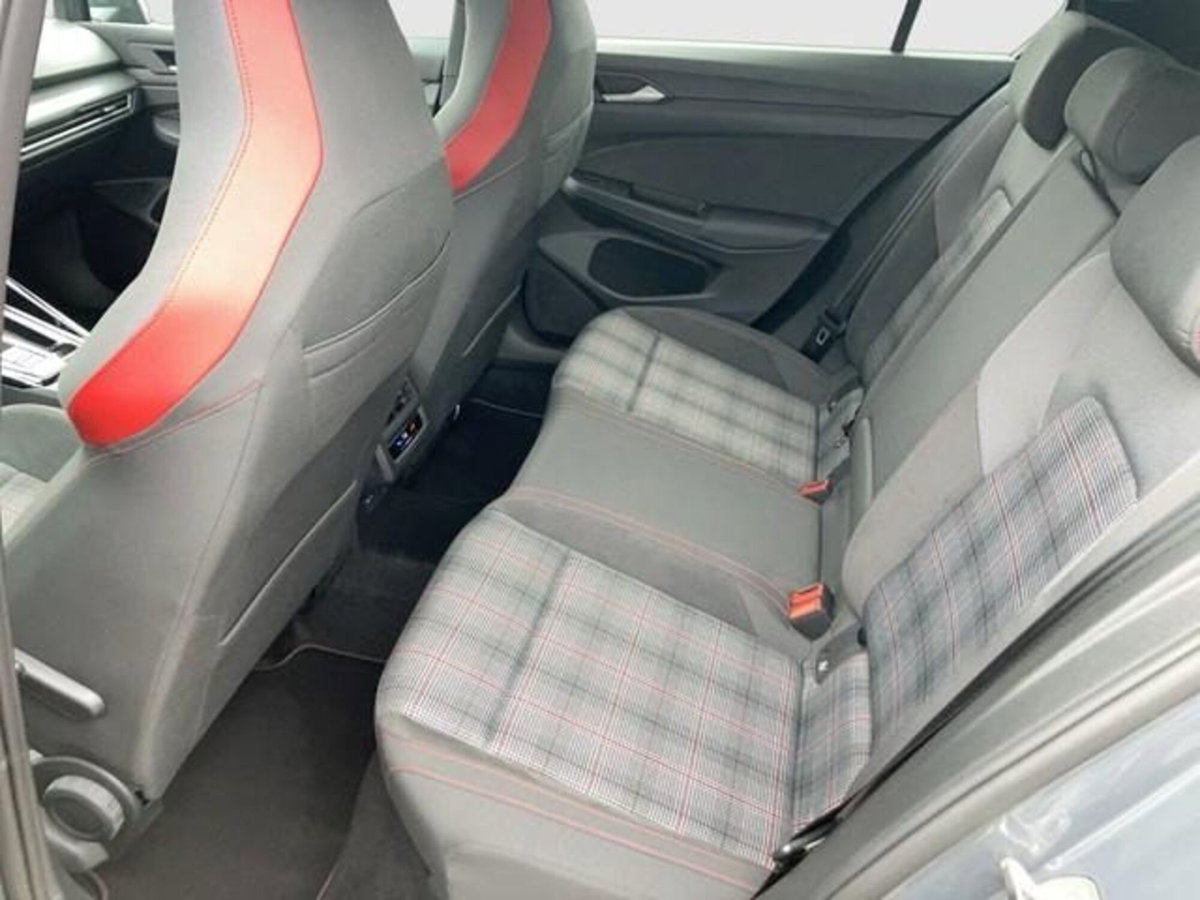 Volkswagen Golf 2.0 TSI GTI DSG (9)