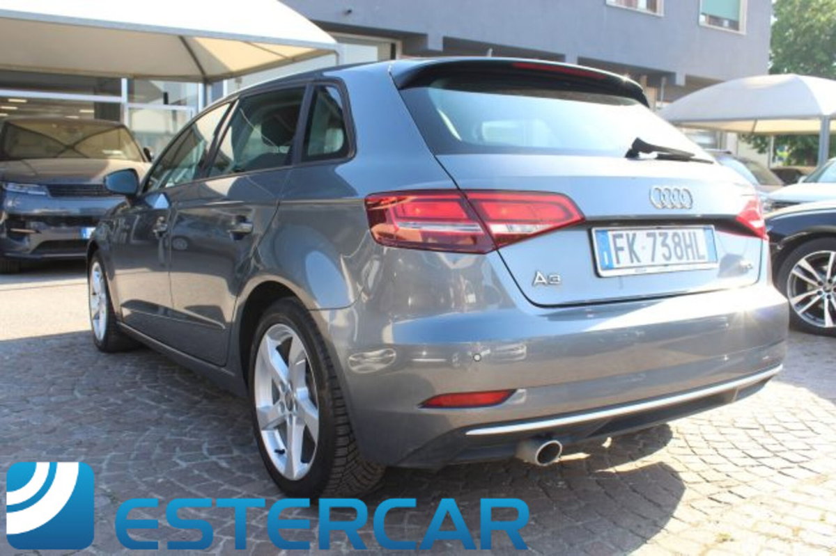 Audi A3 Sportback 1.6 TDI S tronic Design (11)
