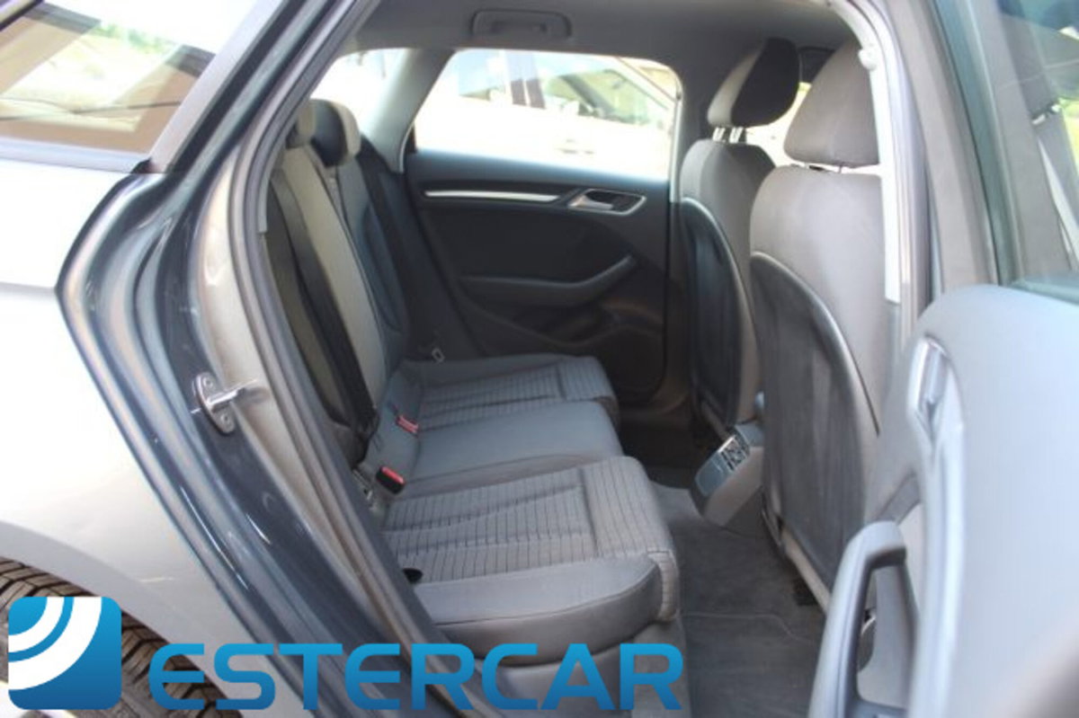 Audi A3 Sportback 1.6 TDI S tronic Design (14)