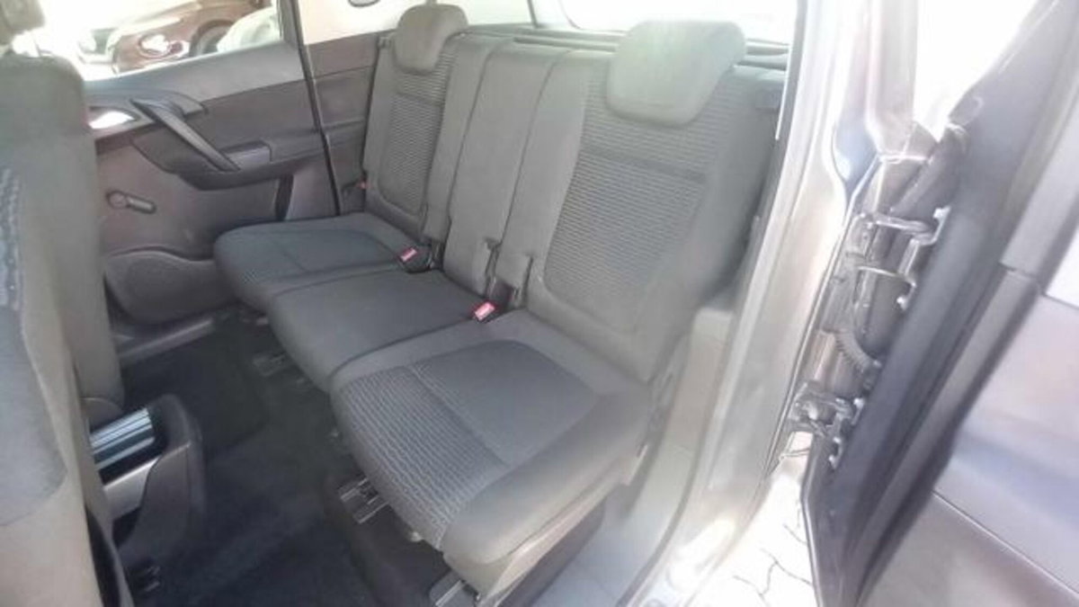 Opel Meriva 1.4 100CV Cosmo (11)