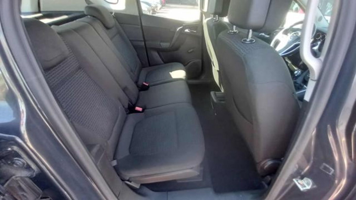Opel Meriva 1.4 100CV Cosmo (12)