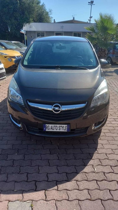Opel Meriva 1.4 100CV Cosmo (2)