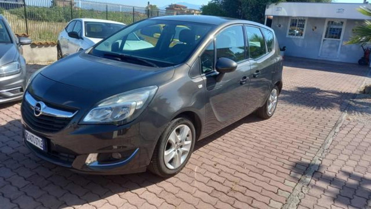 Opel Meriva 1.4 100CV Cosmo (3)