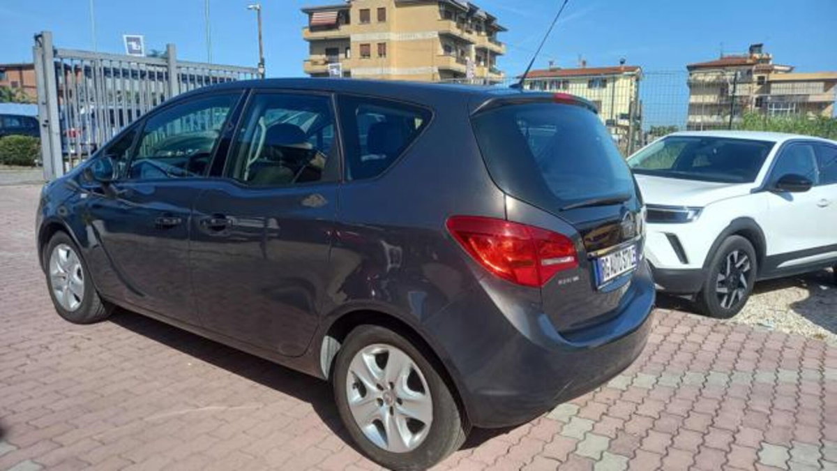 Opel Meriva 1.4 100CV Cosmo (5)