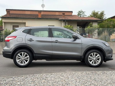 Nissan Qashqai 1.5 dCi Acenta (4)