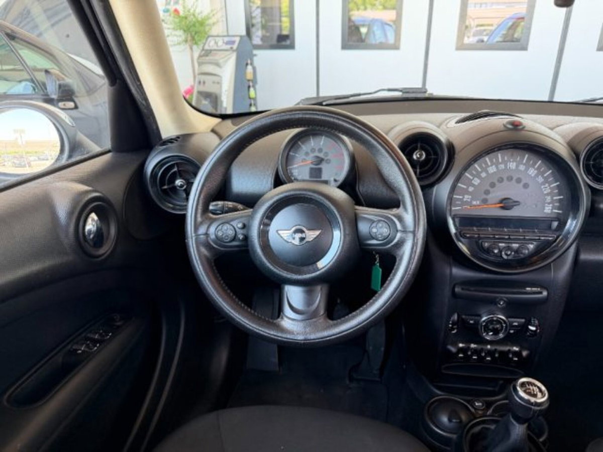 MINI Mini Countryman 1.6 Cooper D Countryman (10)