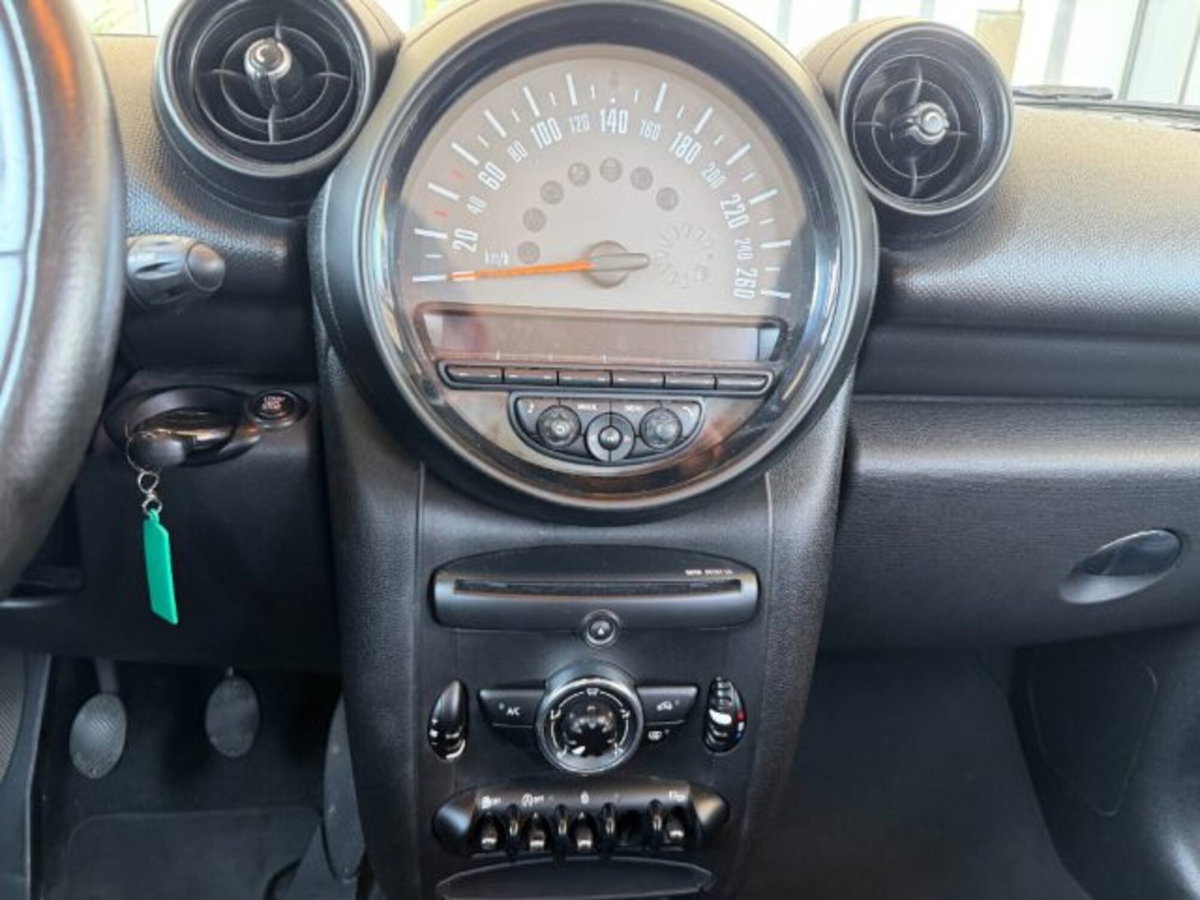 MINI Mini Countryman 1.6 Cooper D Countryman (12)