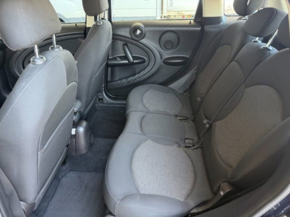 MINI Mini Countryman 1.6 Cooper D Countryman (7)