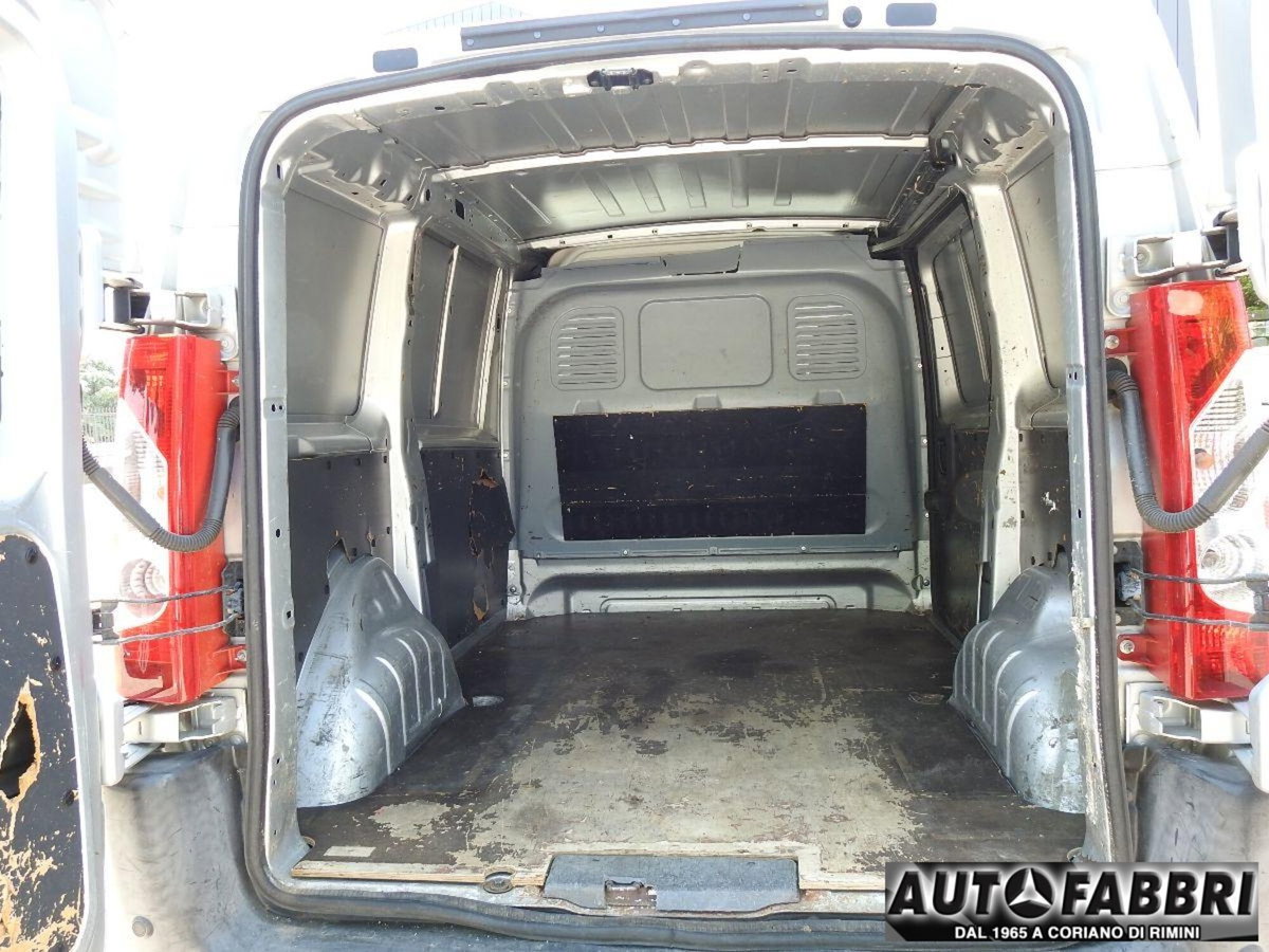 Citroen Jumpy Furgone 2.0 BlueHDi 140 S&S PL-SL-TN Furgone XL Club (5)