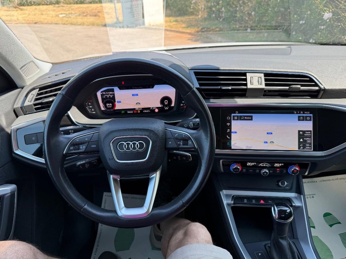 Audi Q3 35 TDI quattro S tronic Business Advanced (20)