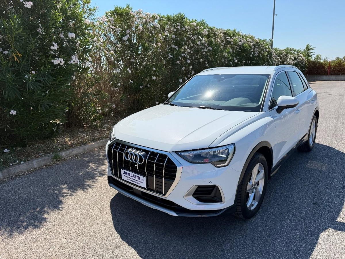 Audi Q3 35 TDI quattro S tronic Business Advanced (3)