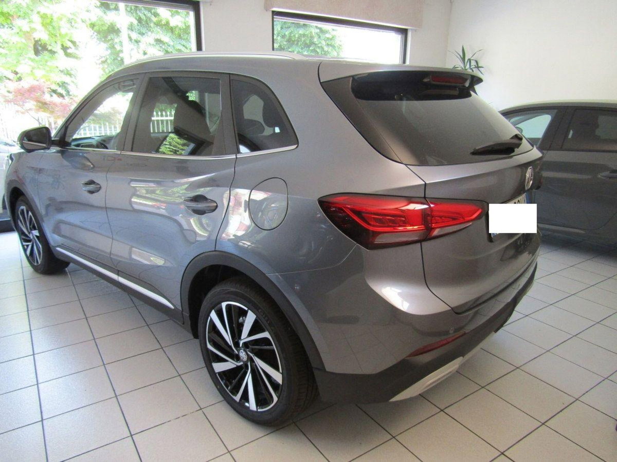 Mg ZS ZS 1.5 Luxury (2)