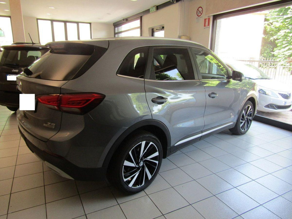 Mg ZS ZS 1.5 Luxury (3)