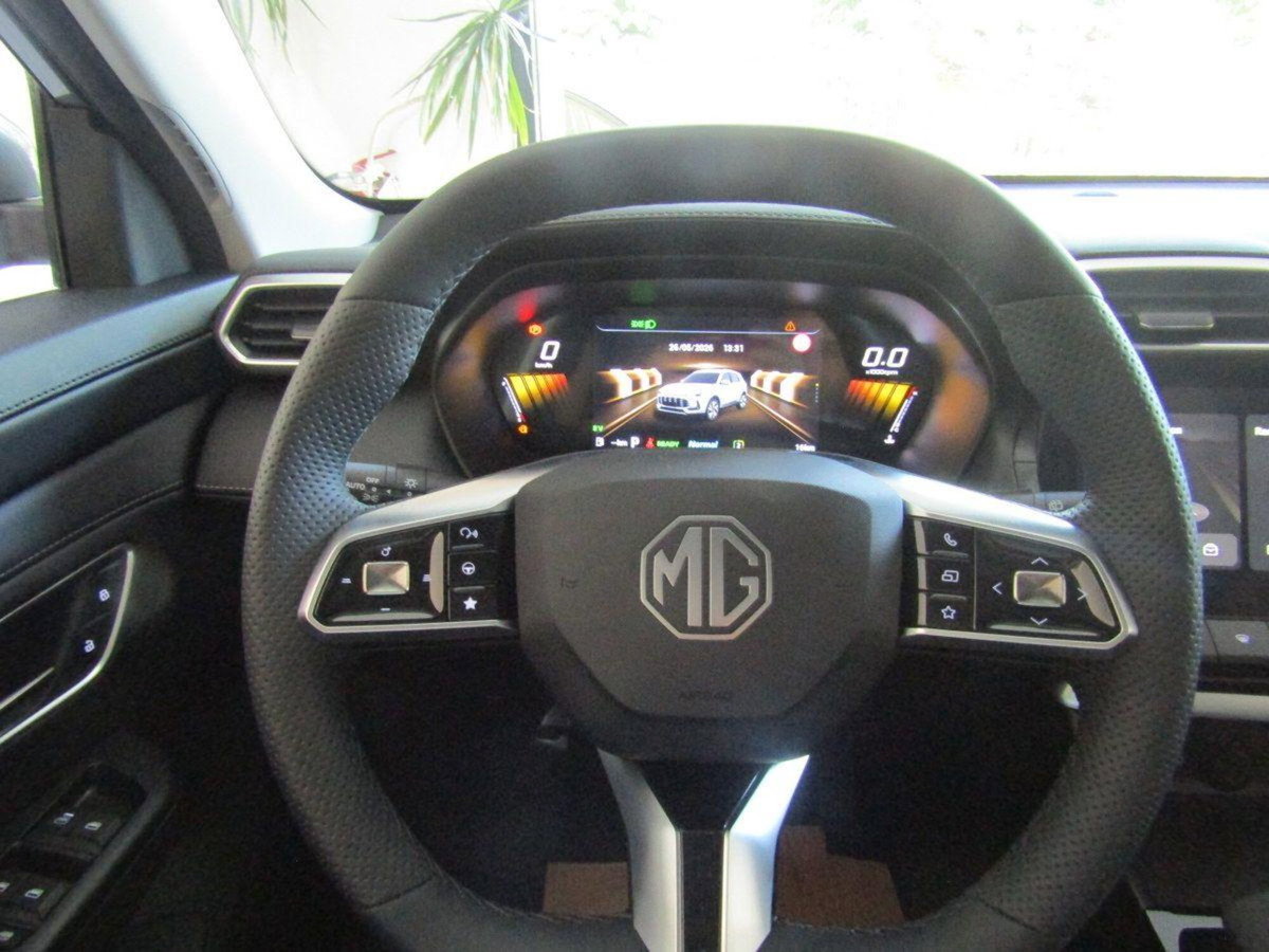 Mg ZS ZS 1.5 Luxury (9)