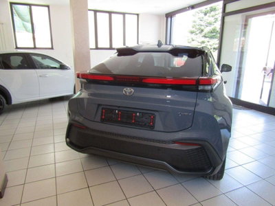 Toyota Toyota C-HR 1.8 Hybrid E-CVT Trend (4)
