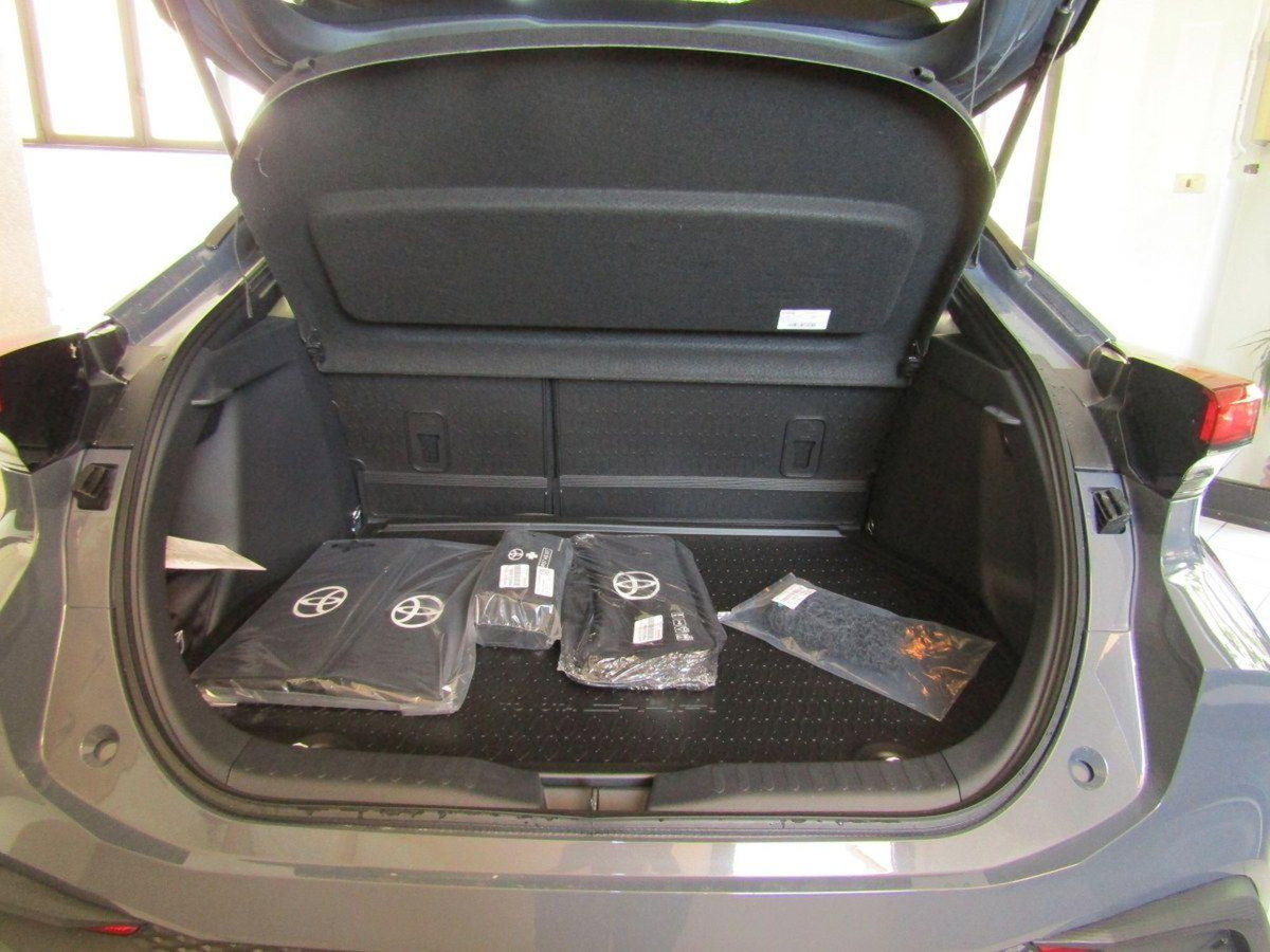 Toyota Toyota C-HR 1.8 Hybrid E-CVT Trend (6)
