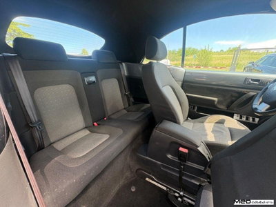 Volkswagen New Beetle Cabrio TDI 105CV (10)