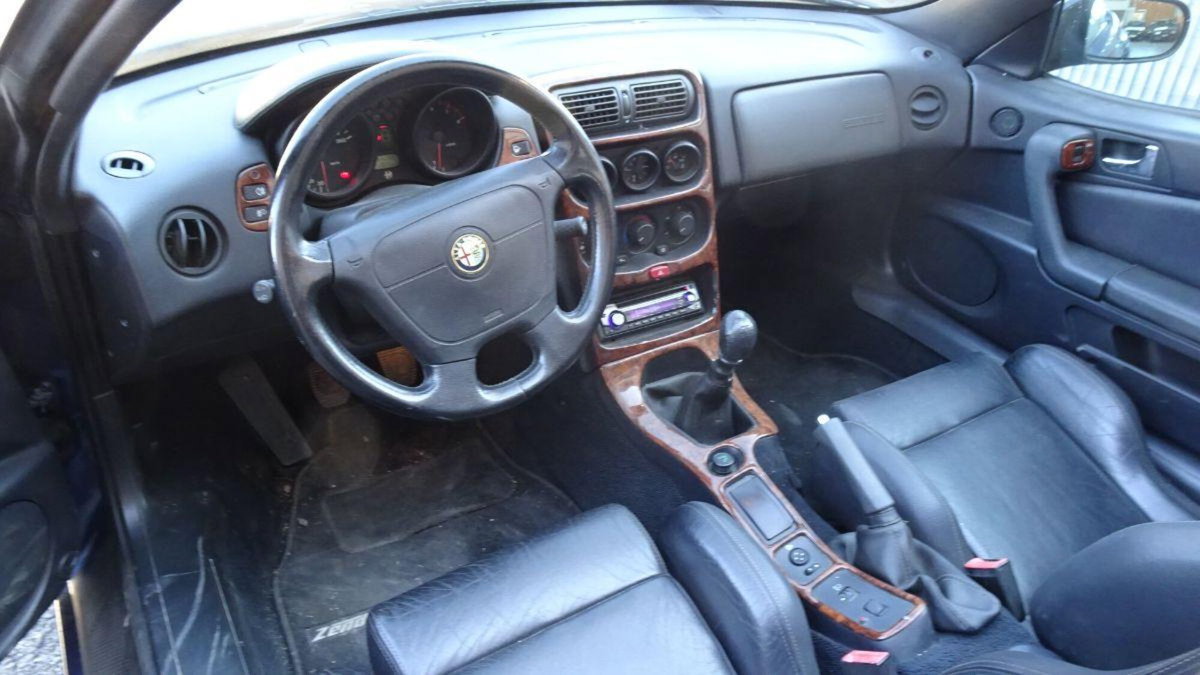 Alfa Romeo Spider 3.0i V6 cat (16)