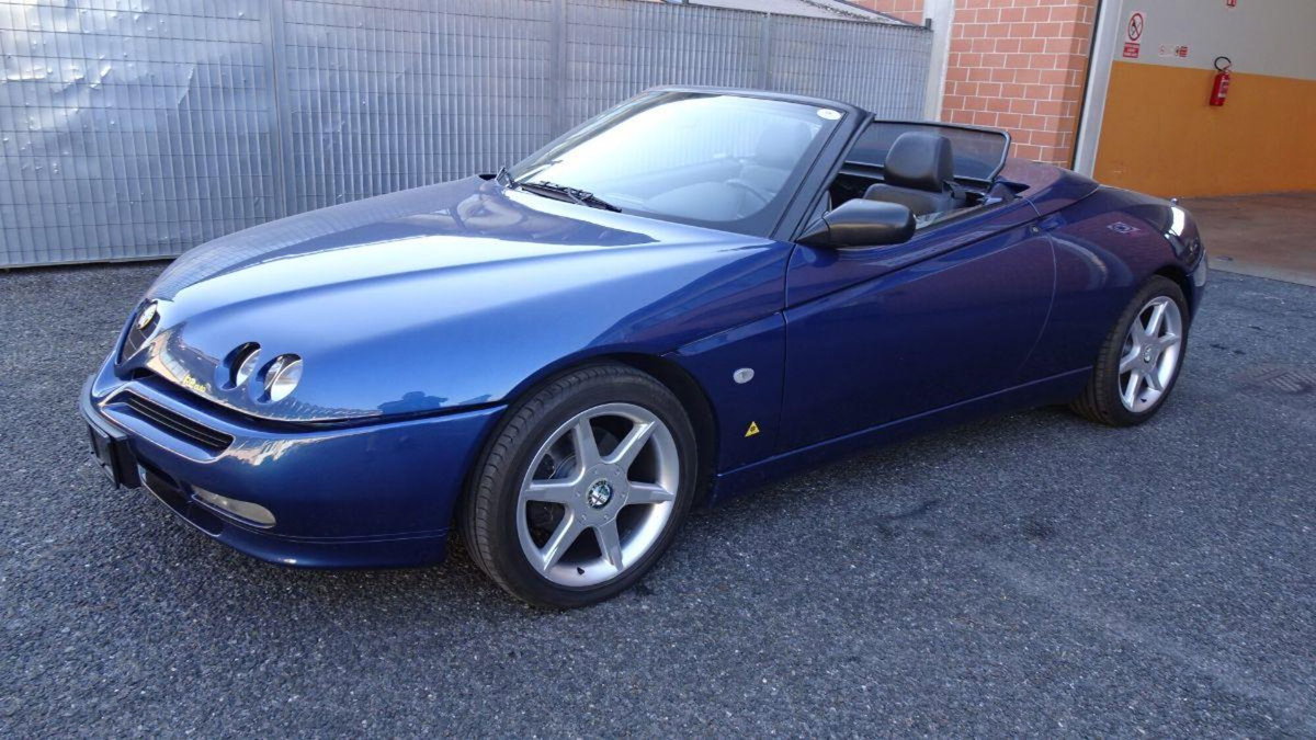 Alfa Romeo Spider 3.0i V6 cat (2)