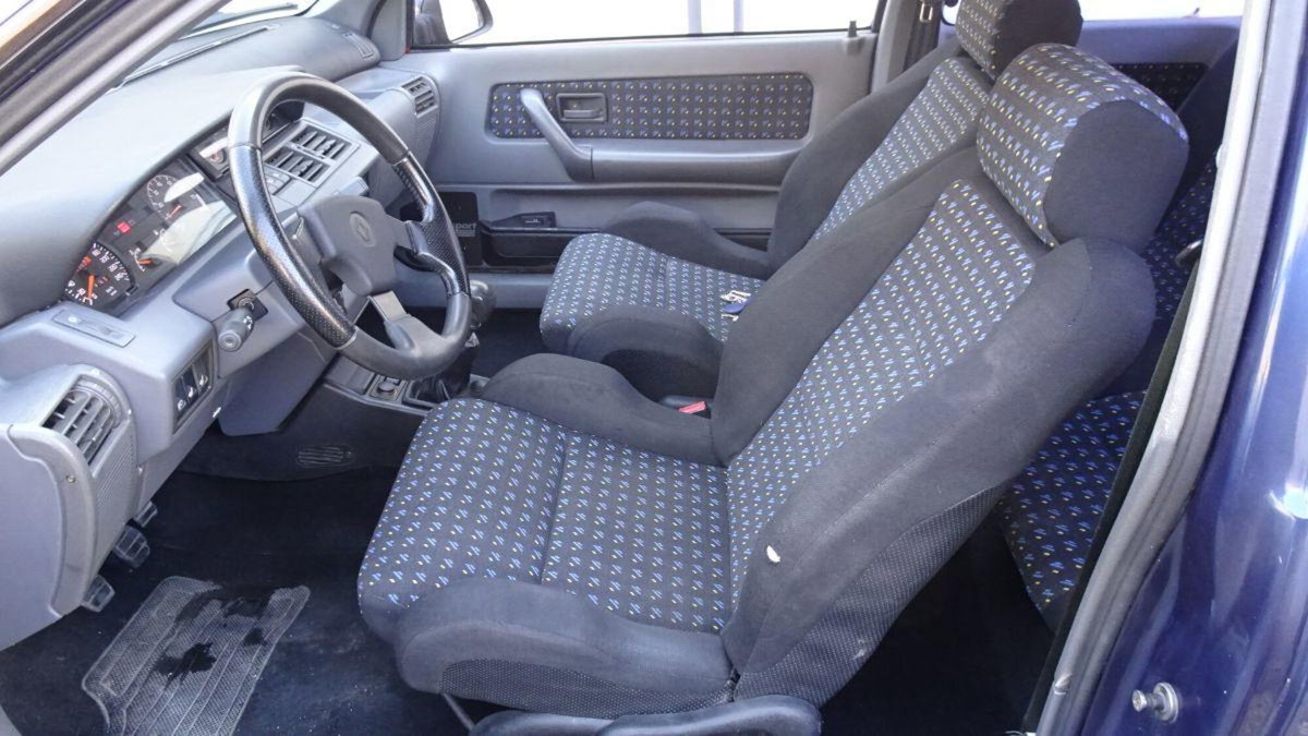 Renault Clio 16V (18)