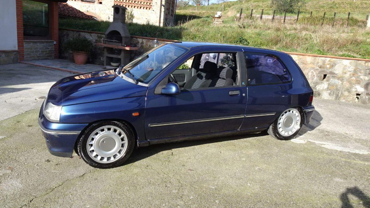 Renault Clio 16V (4)