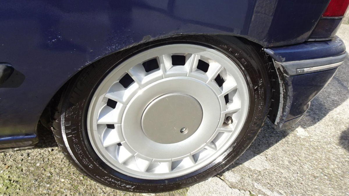 Renault Clio 16V (9)