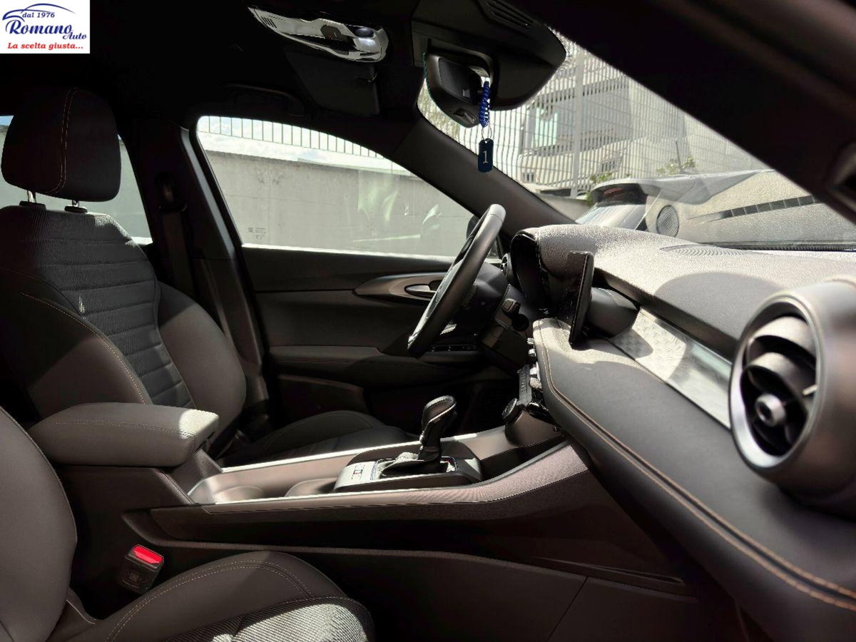 Alfa Romeo Tonale 1.3 phev Veloce Q4 280cv at6 (10)