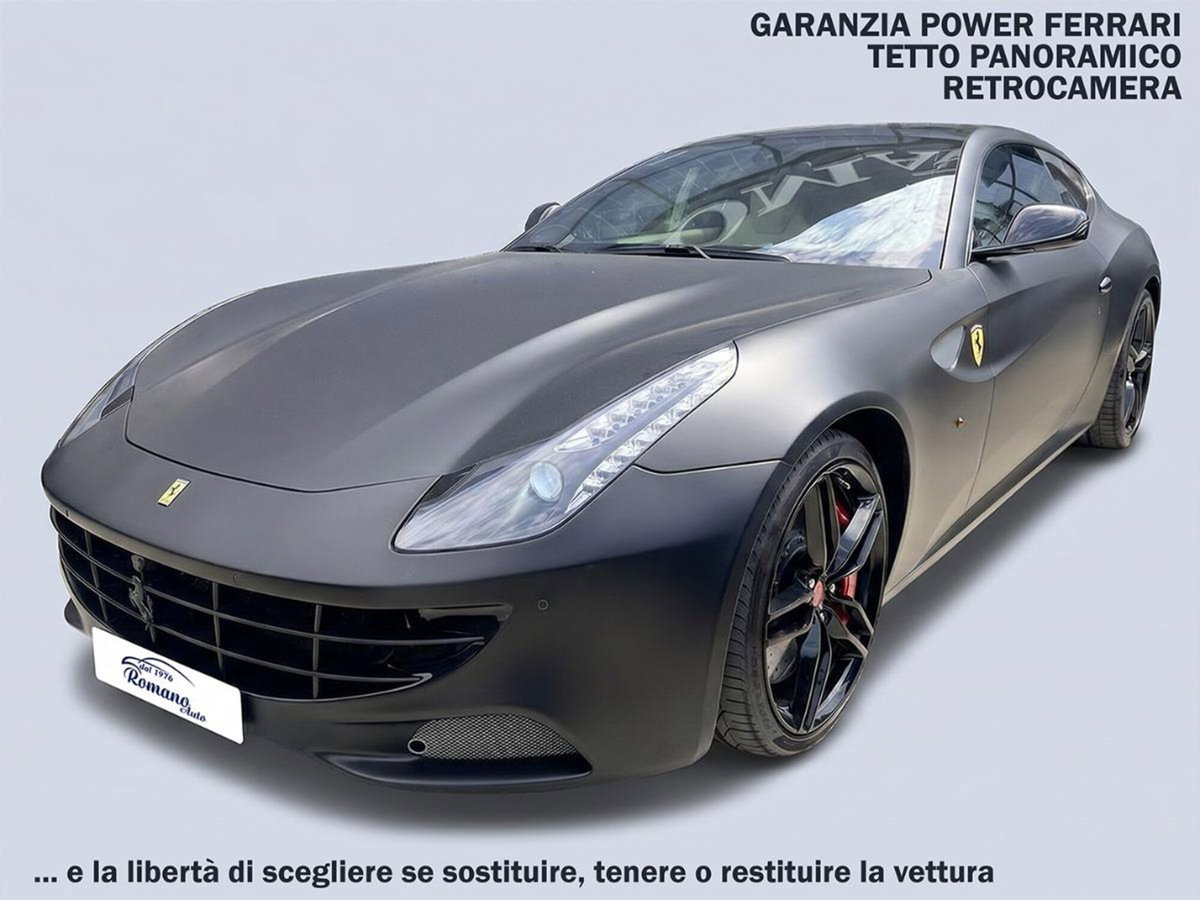 Ferrari FF Coupé FF DCT