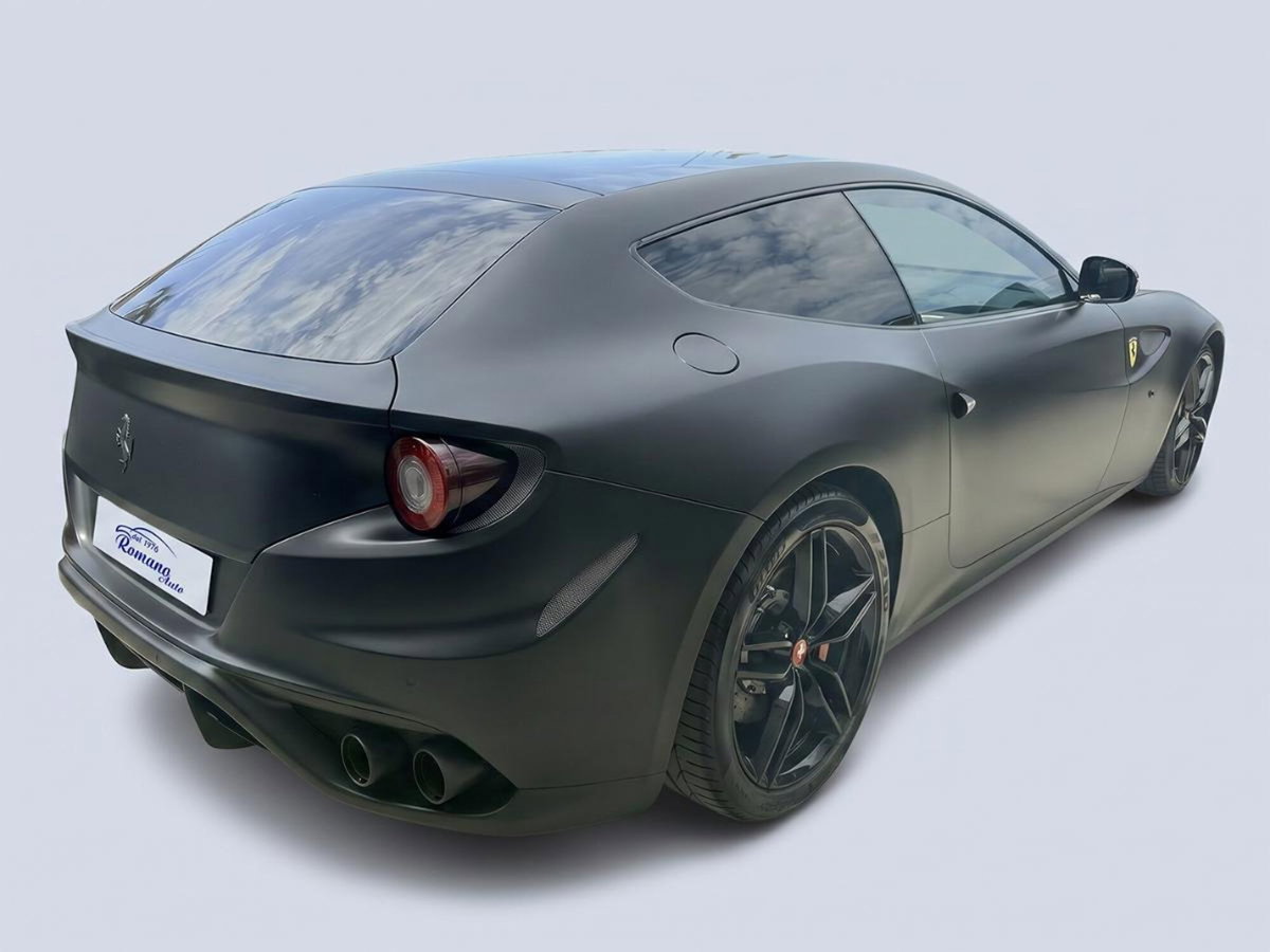 Ferrari FF Coupé FF DCT (5)