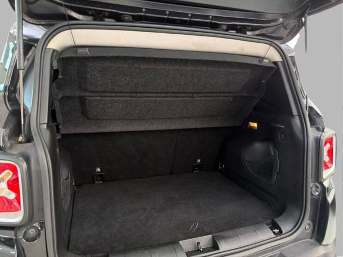 Jeep Renegade 2.0 Mjt 140CV 4WD Active Drive Limited (14)