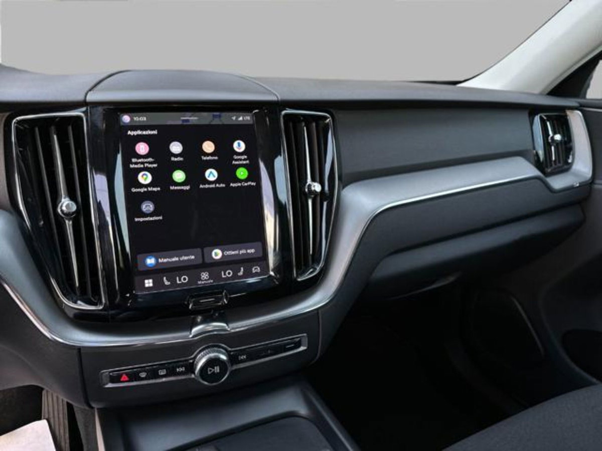 Volvo XC60 B4 automatico Core (10)