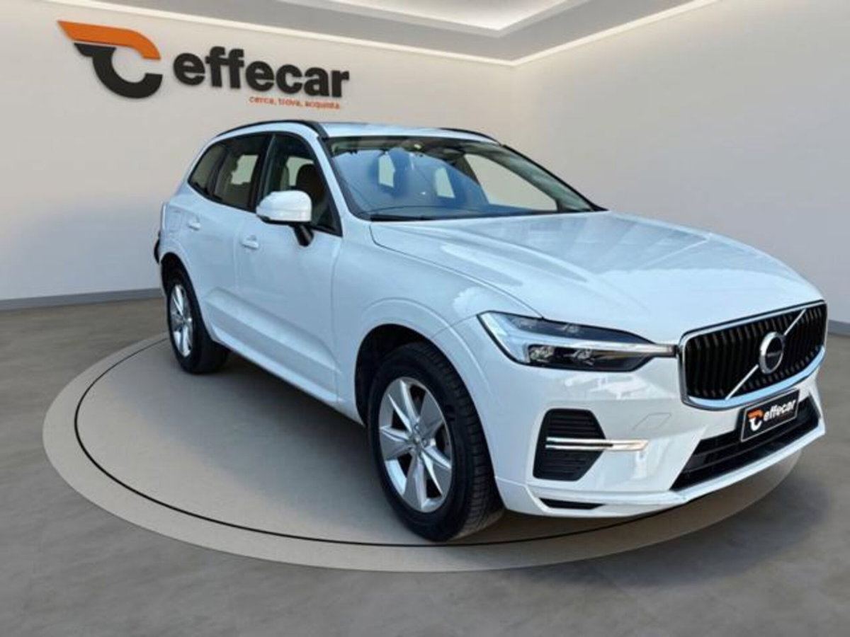 Volvo XC60 B4 automatico Core (3)